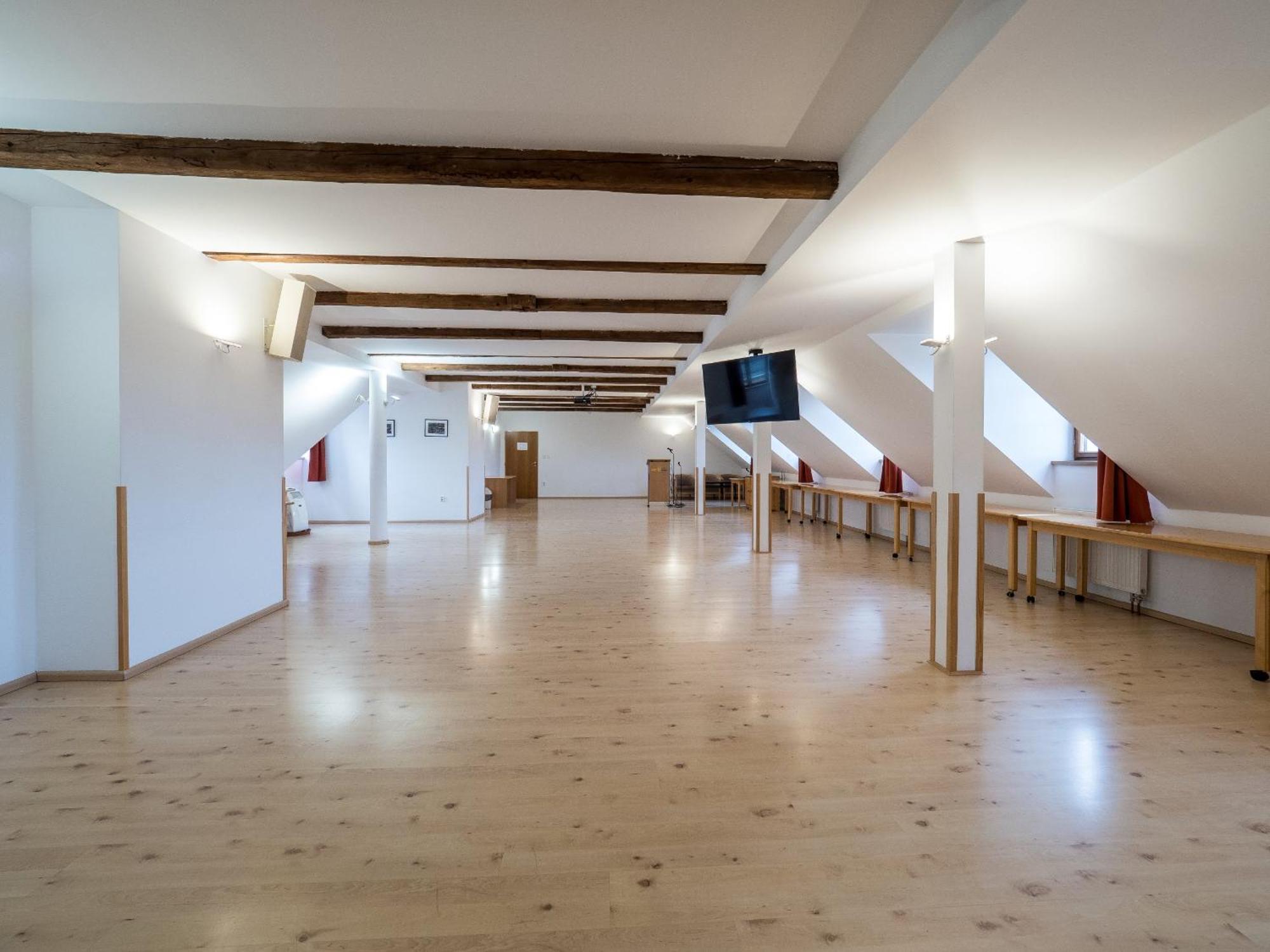 Klaster Hejnice - Vzdelavaci, Konferencni A Poutni Dum Экстерьер фото